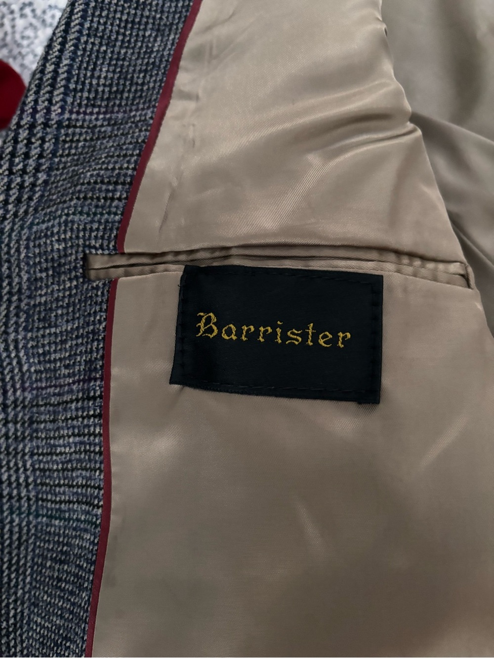 BARRISTER Jacket - Picture 9 of 13